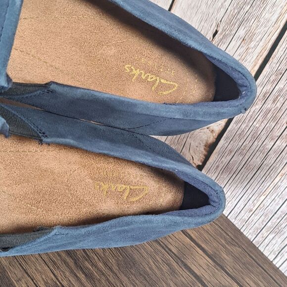 Clarks Daelyn Monarch Blue Suede Slip on Casual Loafer Shoe Women's Size 9.5 W - Picture 7 of 9